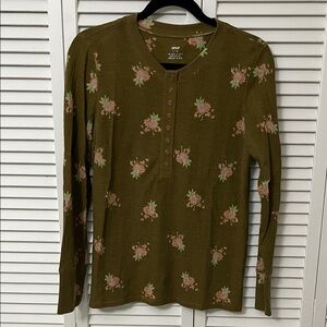 Aerie Olive Floral Long Sleeve Tee
